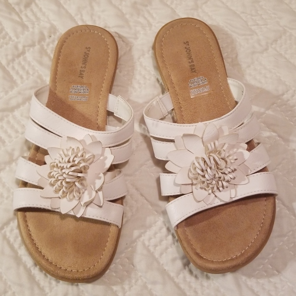 St. John's bay flower sandals